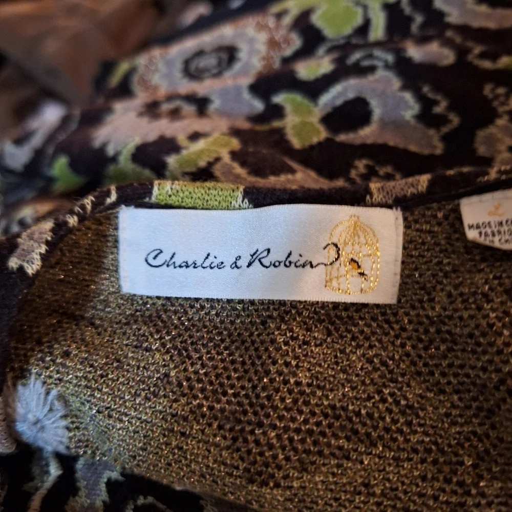 Vintage Anthropologie's Charles & Robin Embroided Floral Sleeveless Sweater - Picture 4 of 6